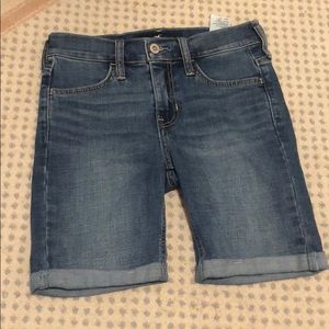 Hollister Bermuda shorts